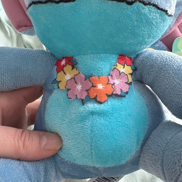 Disney Stitch Plush Toy - aloha floral lei NWT - Picture 2 of 7